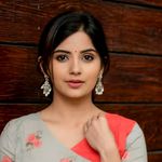 Kashmira Pardeshi Songs MP3 Download